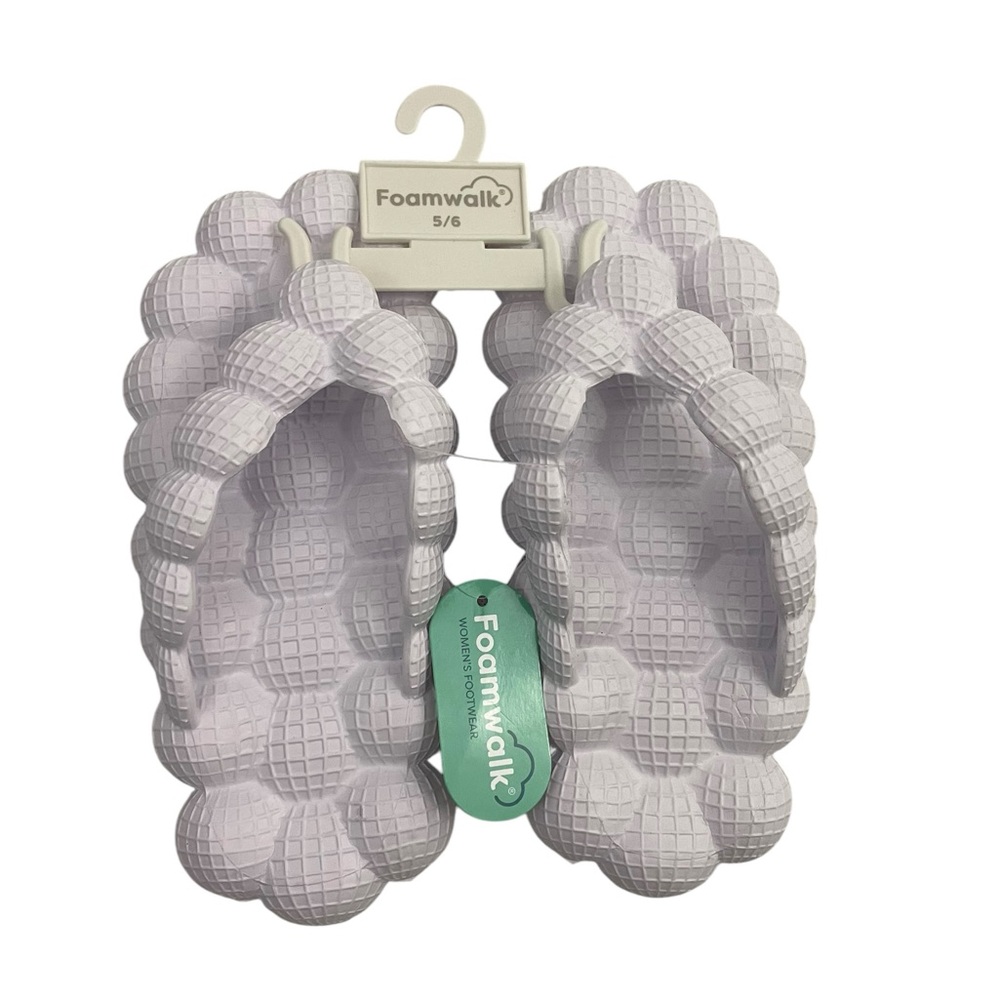 Foamwalk White Bubble Slides Flip Flops Size 5/6